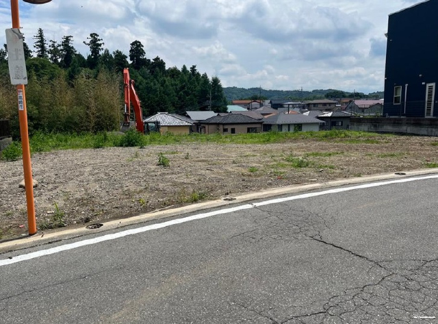 高崎市八幡町　土地　全2区画